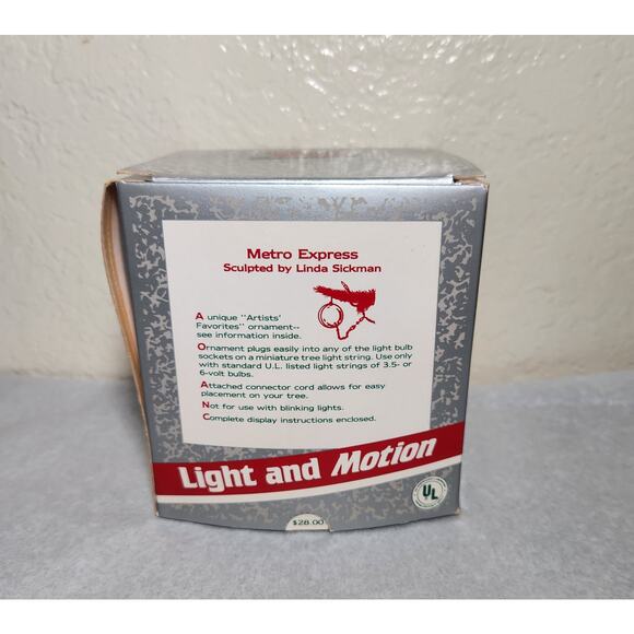 Hallmark Keepsake Vintage Magic Ornament Metro Express Light & Motion 1989 - Picture 5 of 9